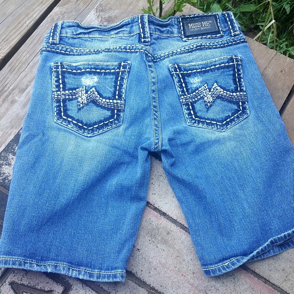 EUC Miss Me boyfriend shorts 27, 28, 29